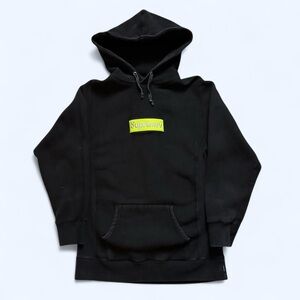 Supreme Black Hoodie with Neon Green Logo - Men's Sweater M
